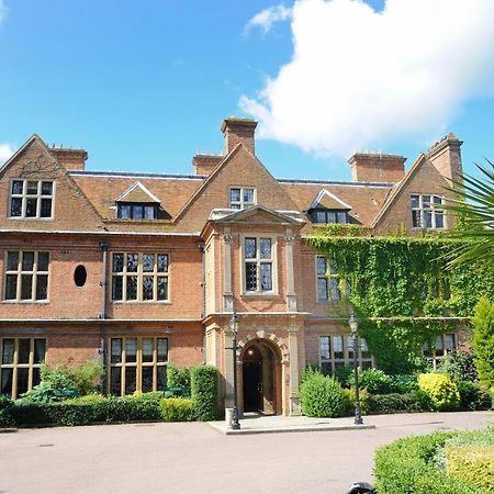 Horwood House Hotel Milton Keynes Exteriör bild