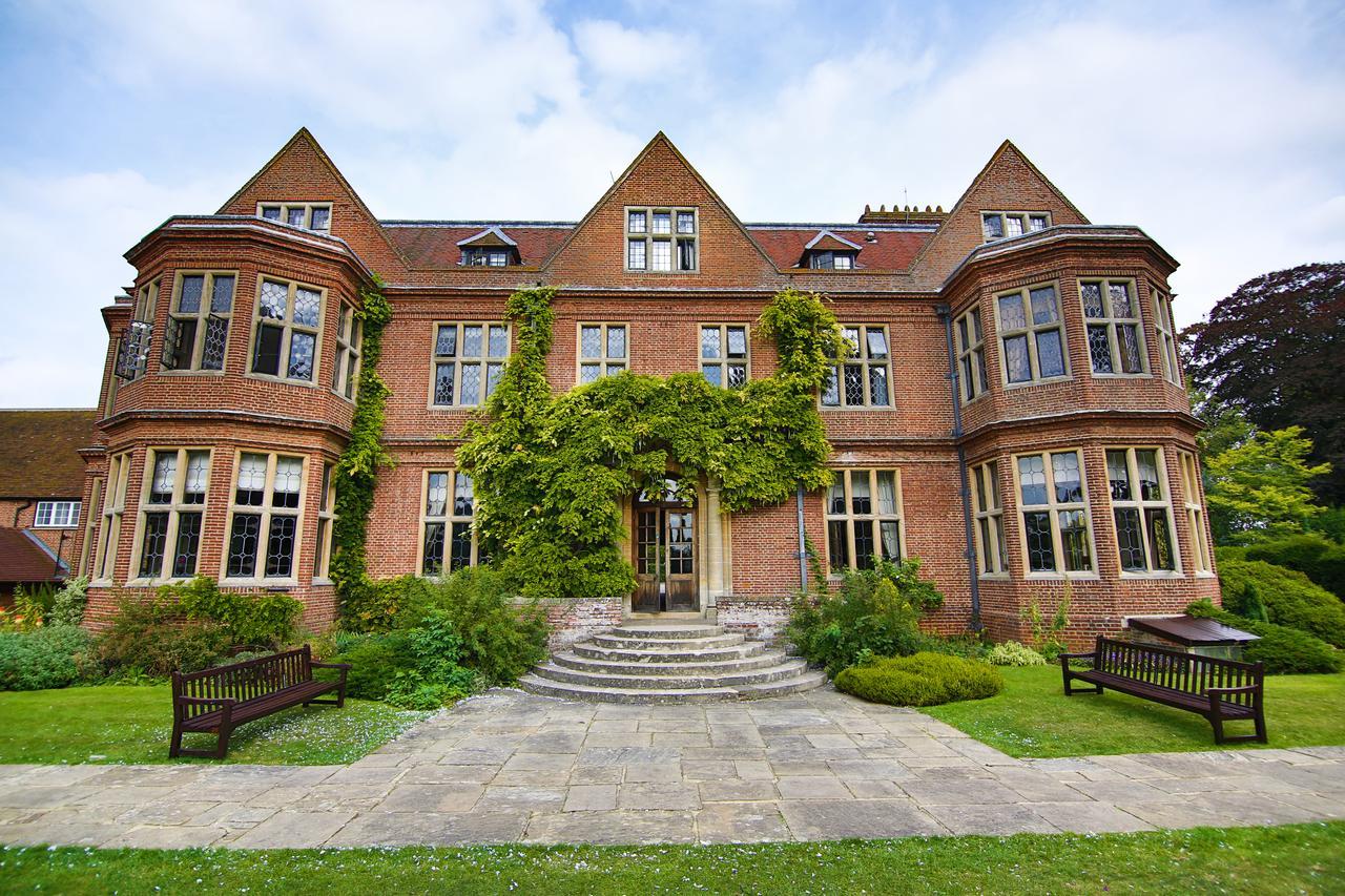 Horwood House Hotel Milton Keynes Exteriör bild